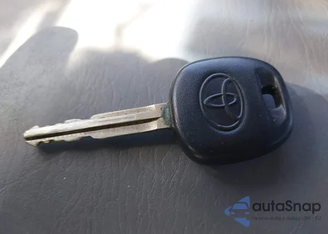 2005 Toyota Tacoma Base V6 from USA, damaged, VIN 5TEUU42N15Z046045